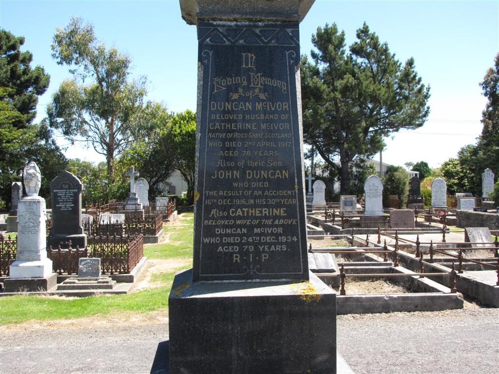Photo of headstones/Duncan McIvor died 1917 MI Invercargill